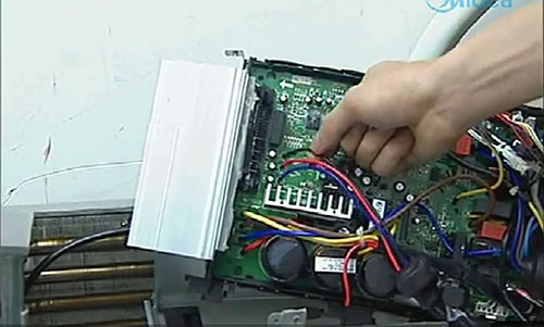 汇川美的空调电话是多少